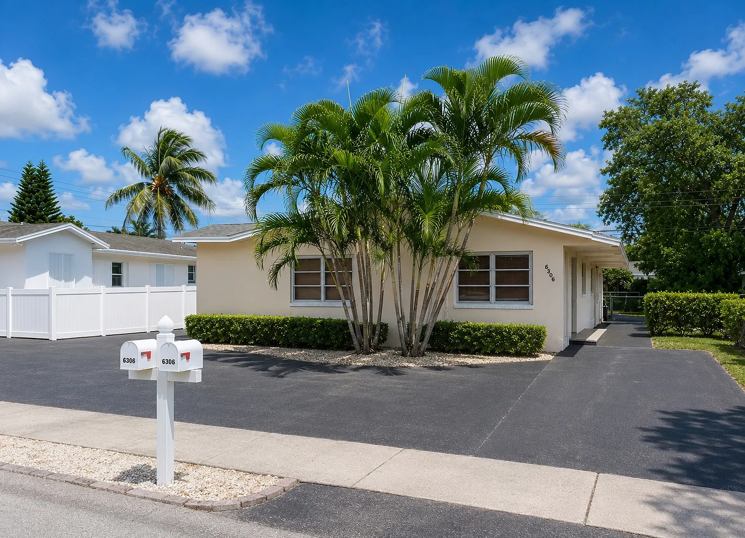 3 bed, 1100 sqft, $2,700 — Photo 1