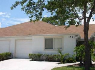 154 Sandy Ln, Royal Palm Beach, FL 33411