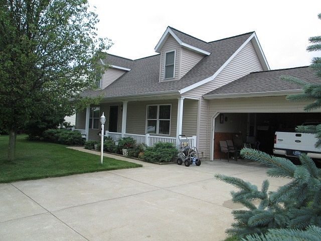 1st image of 65619 Harwood Dr