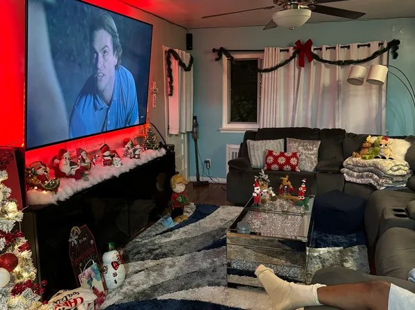 2075 East 55th Street image 4 of 5