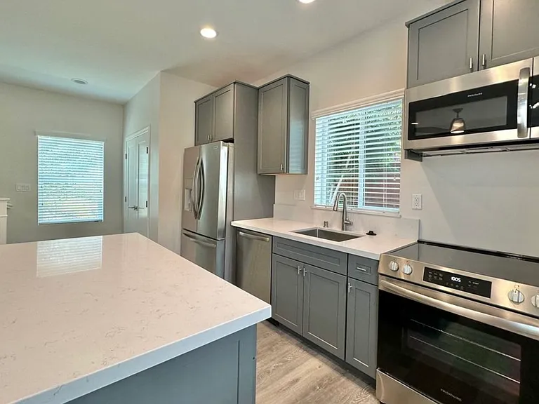 5737 Campanile Way — Photo 4