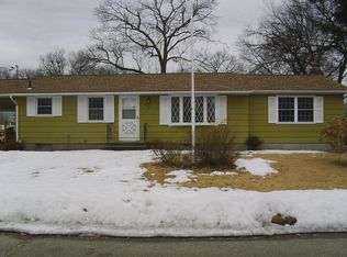 149 Casey Dr, Chicopee, MA 01020