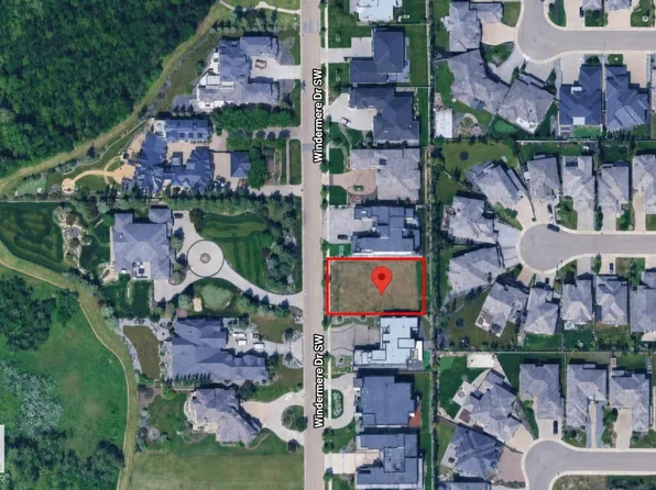 31 Windermere Dr SW, Edmonton, AB T6W 0S2