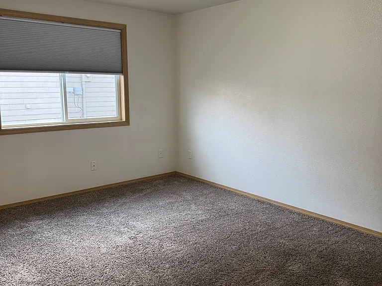 1305 Grape Ln — Photo 8