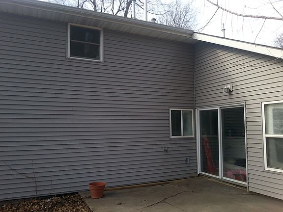 Siding replaced 2009