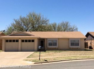 8204 Geneva Ave, Lubbock, TX 79423