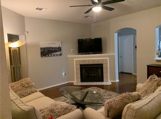 2802 Greenlee Dr, Leander, TX 78641