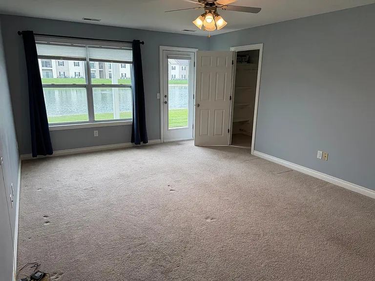 4703 Lakeside Dr — Photo 16