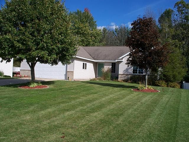 2nd image of 7884 Schoolside Dr