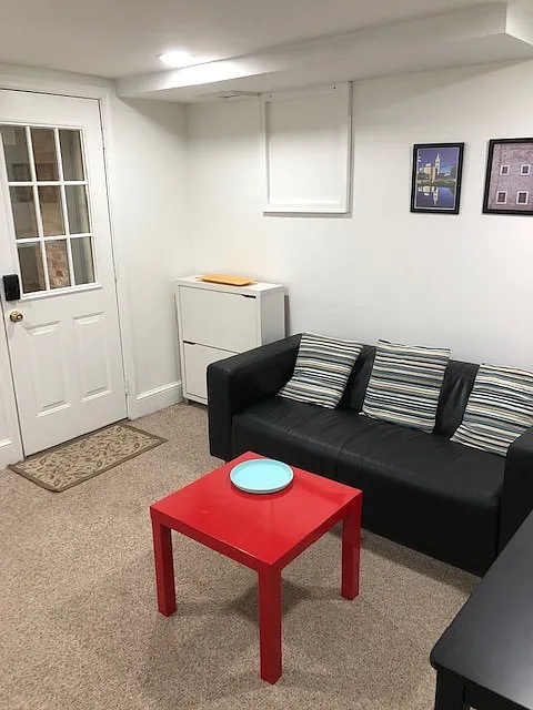 2 bed, 550 sqft, $2,490 — Photo 3