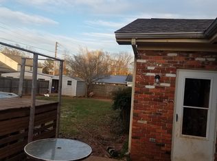 304 Chestnut St, Tuscumbia, AL 35674
