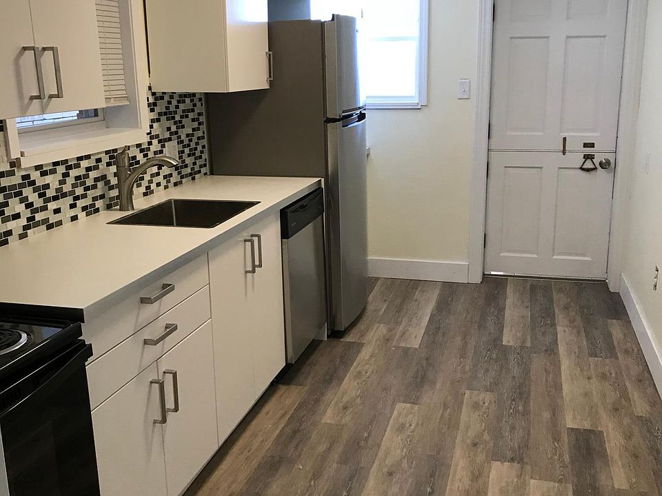 New Kitchen with Stainless Steel Appliances