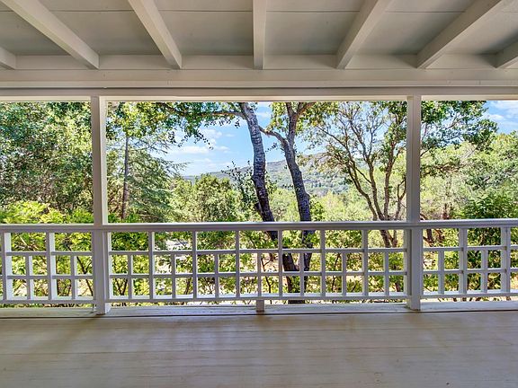 2nd image of 4476 Green Valley Road