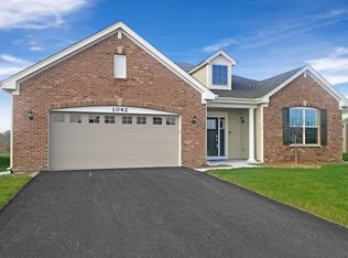 1042 Honey Locust Dr, Crystal Lake, IL 60012