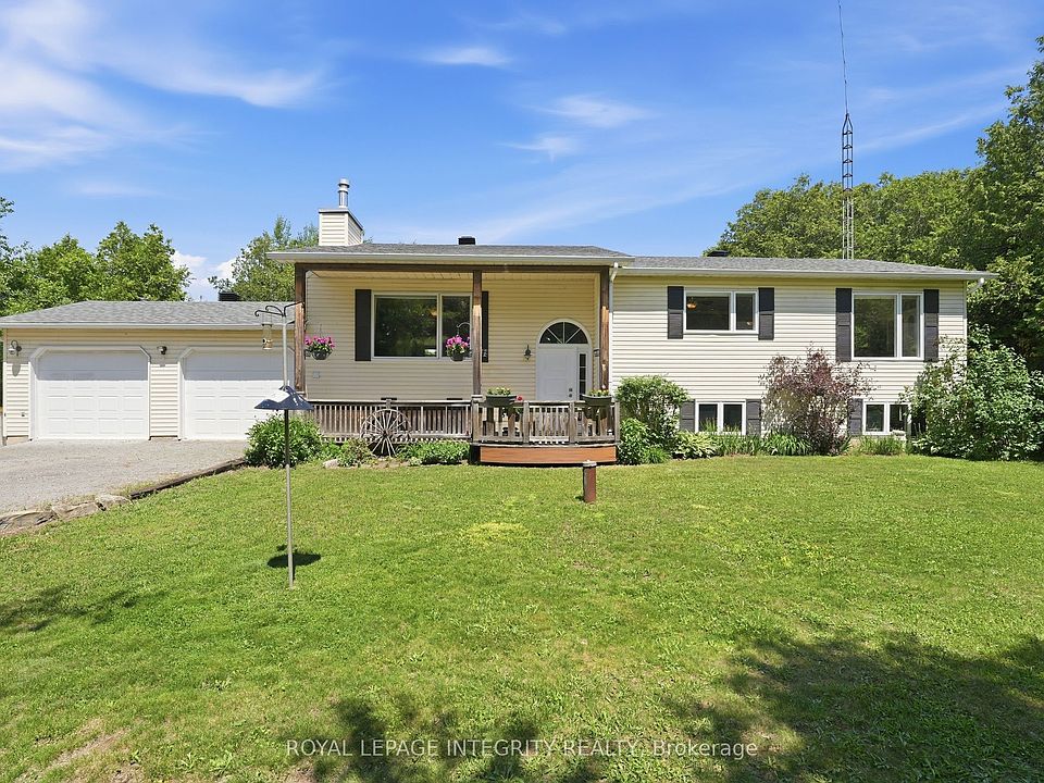 1st image of 215 Davis Rd