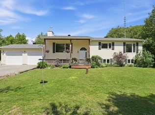 215 Davis Rd, North Grenville, ON K0G 1N0