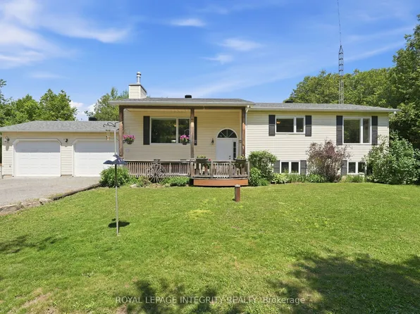 215 Davis Rd, North Grenville, ON K0G 1N0