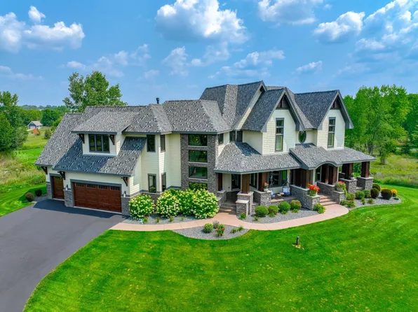 12634 20th St N, West Lakeland, MN 55082