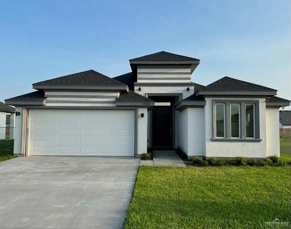 3 bed, 2.0 bath, 1527 sqft, $2,300 — Photo 1