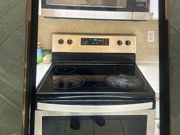 5th image of 2212 SE 23rd Ave
