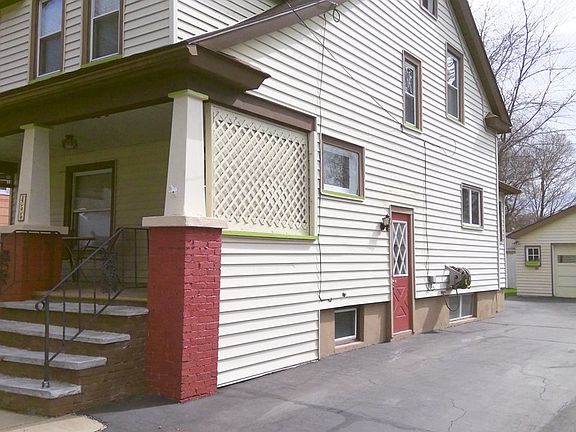 3rd image of 455 W Thurston St
