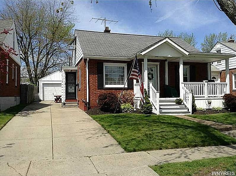 1st image of 212 Claremont Ave