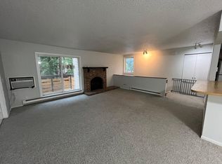 320 Ford Rd UNIT 4, Saint Louis Park, MN 55426