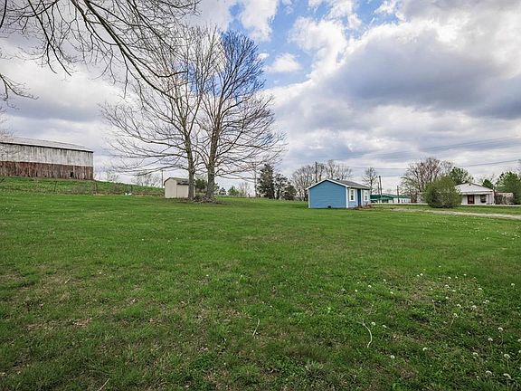 2nd image of 4876 Pellville Rd