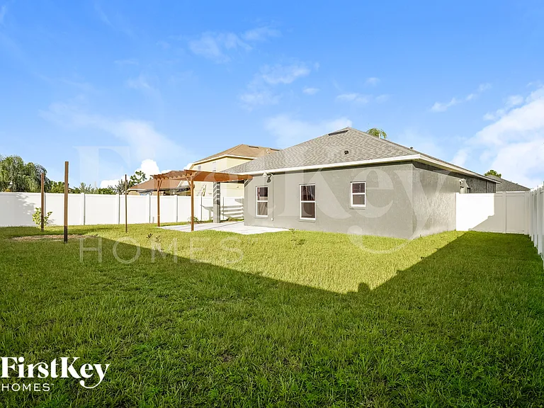 1823 Ribbon Falls Pkwy — Photo 14