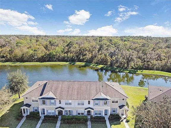 3rd image of 5842 Fishhawk Ridge Dr