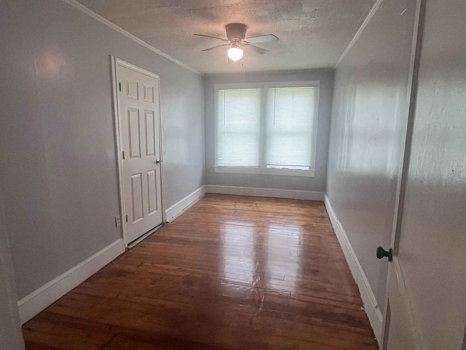 210 Wallace St — Photo 3