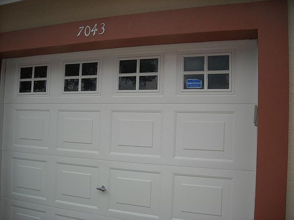 3rd image of 7043 Summer Tree Dr Unit A