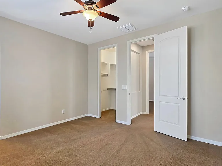 20737 W Valley View Dr — Photo 44