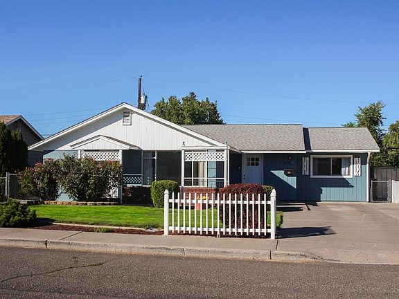 3rd image of 2628 W 6th Ave