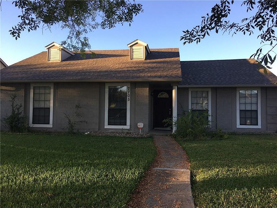 1st image of 2705 Poplar Trl