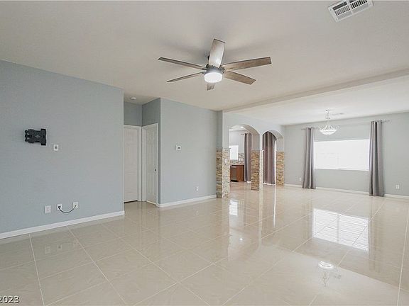 4th image of 4949 Blue Bay Ct