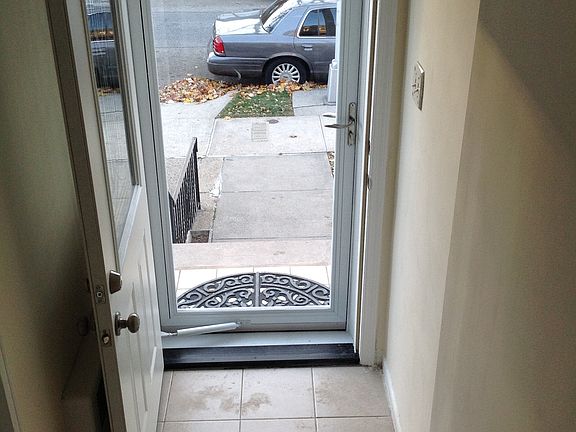 4th image of 3141 70th St