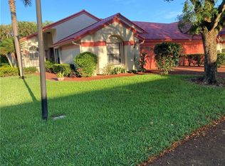 7633 Lexington Club Blvd APT B, Delray Beach, FL 33446