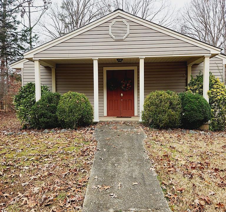 1st image of 278 Whippoorwill Ln