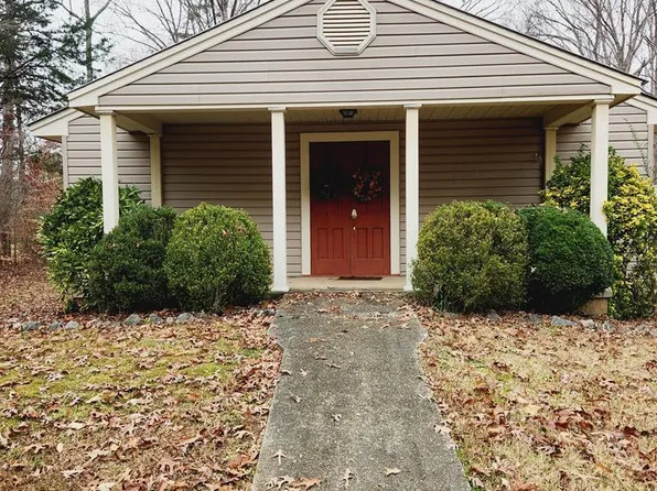 278 Whippoorwill Ln, Pelham, NC 27311