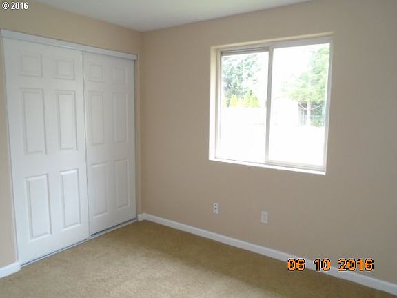 5th image of 4521 NE 123rd Ave