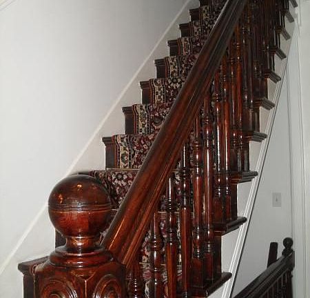 Entry to second floor