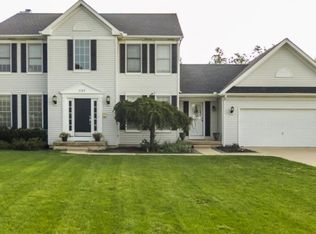 597 Bridgeside Dr, Avon Lake, OH 44012