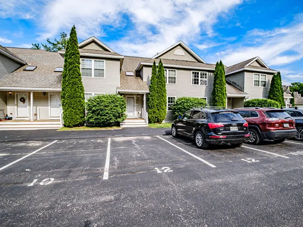 12 Ledges Court #12, Lewiston, ME 04240