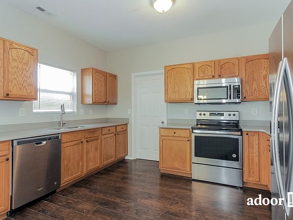 4th image of 3642 Charterhall Ln