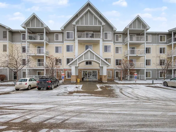 2204 44th Ave NW #210, Edmonton, AB T6T 0G5