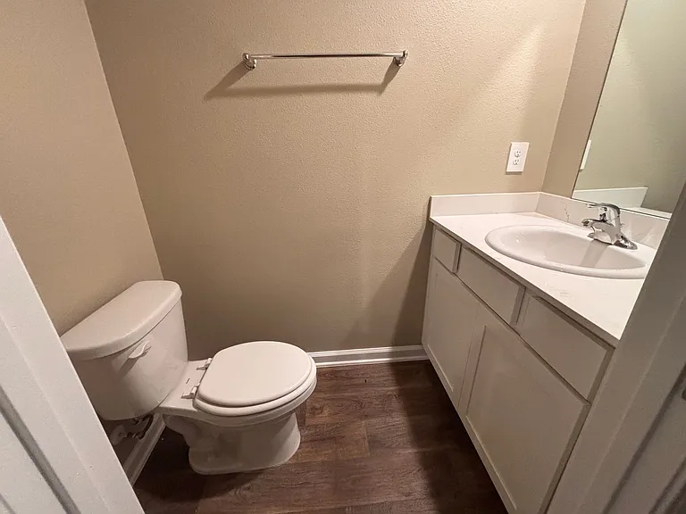 903 Rivertree Pl — Photo 10