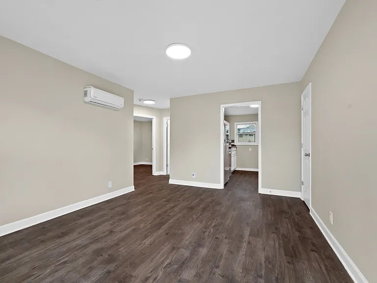 3410 Elizabeth St NW #2 — Photo 4