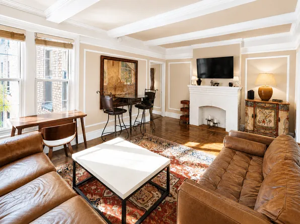 105 East 38th Street image 1 of 19