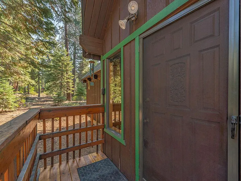 5658 Rhodesia Rd — Photo 20